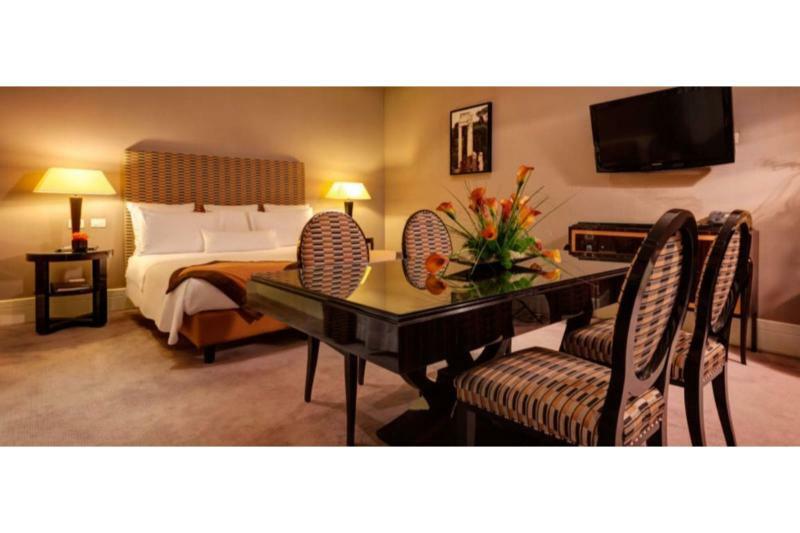 Grand Via Veneto Hotell 5*
