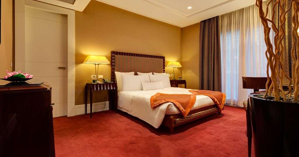 Grand Via Veneto Hotell